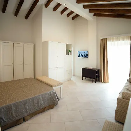 Marina Di Savoca Apartment Santa Teresa Di Riva Exterior photo
