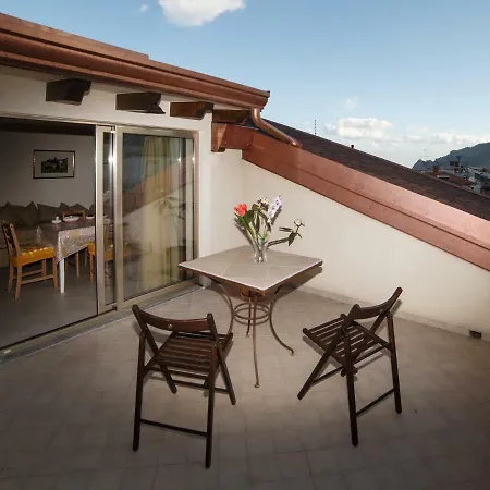 Marina Di Savoca Apartment Santa Teresa Di Riva Exterior photo