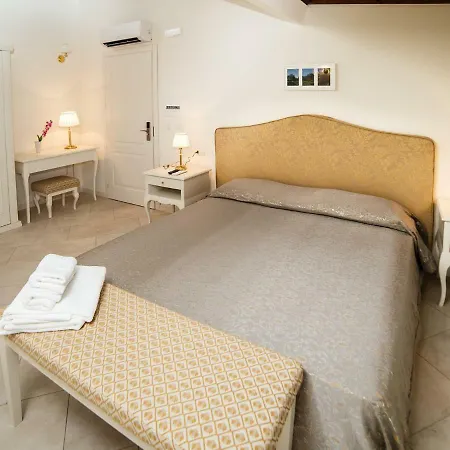 Marina Di Savoca Apartment Santa Teresa Di Riva Exterior photo